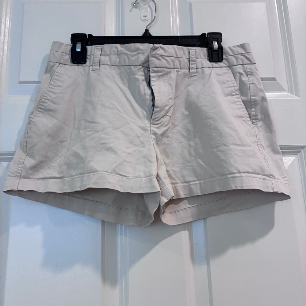 GAP‎ Women's Light Tan Shorts